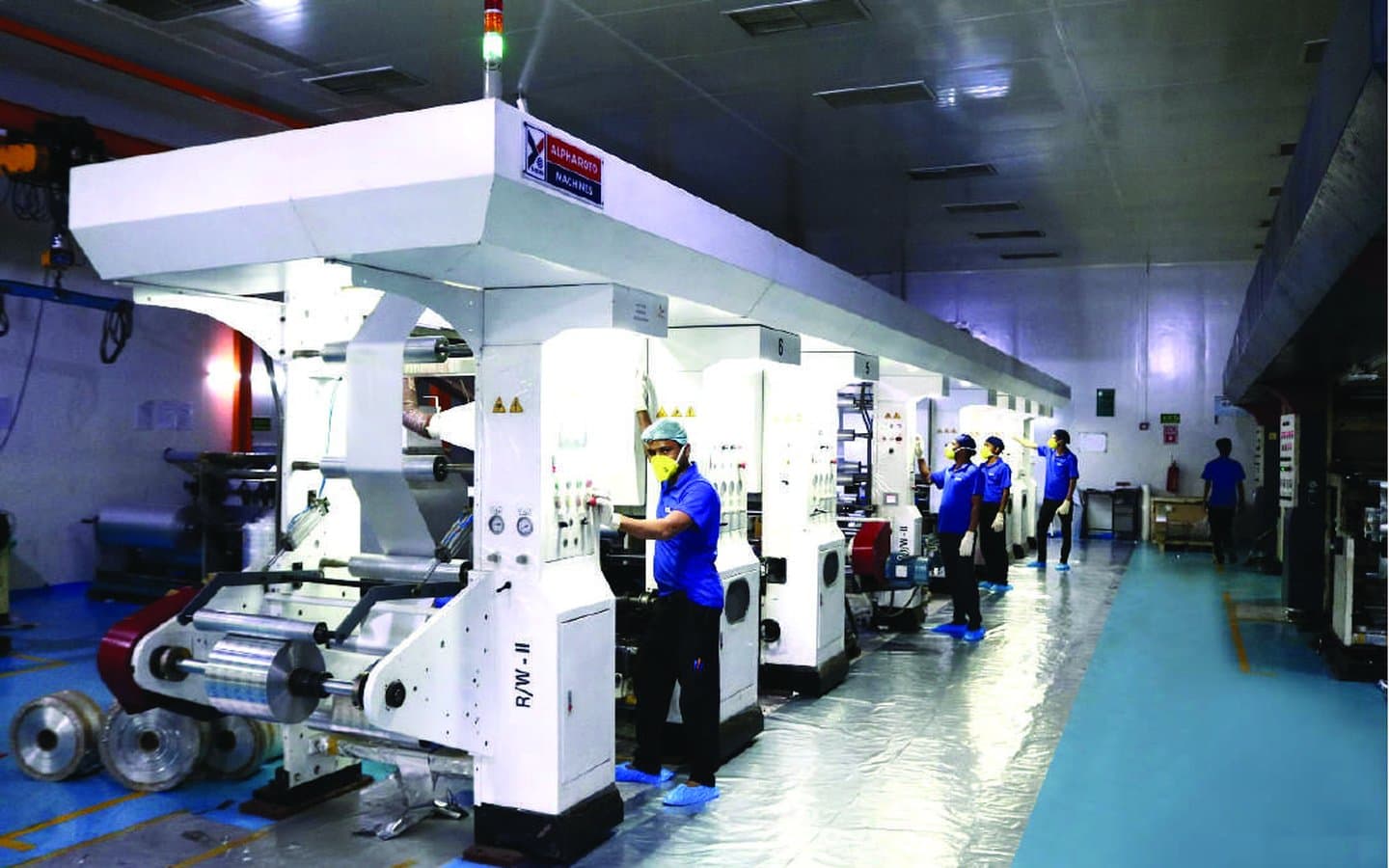 Printing and converting line in operation at the AAPL Solutions plant